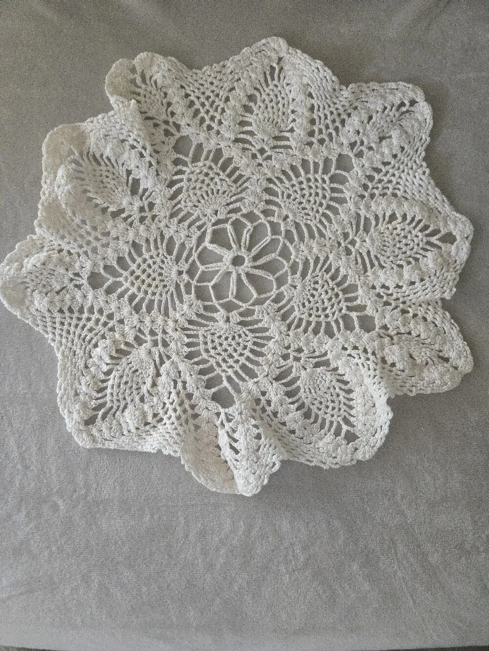 Antique Handmade Cream Crochet Doilies Set - 17